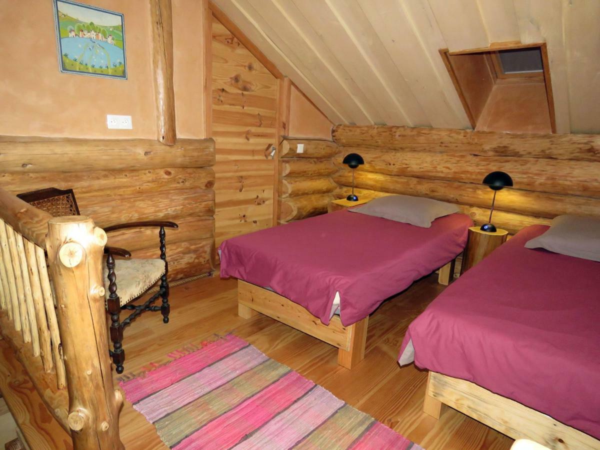 La cabane de Hans Saint-Martial-de-Gimel Extérieur photo